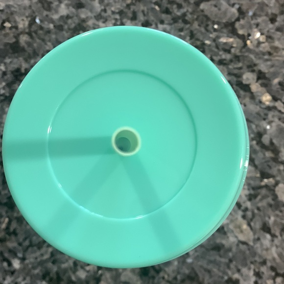 NWT color changing tumbler - Picture 3 of 4